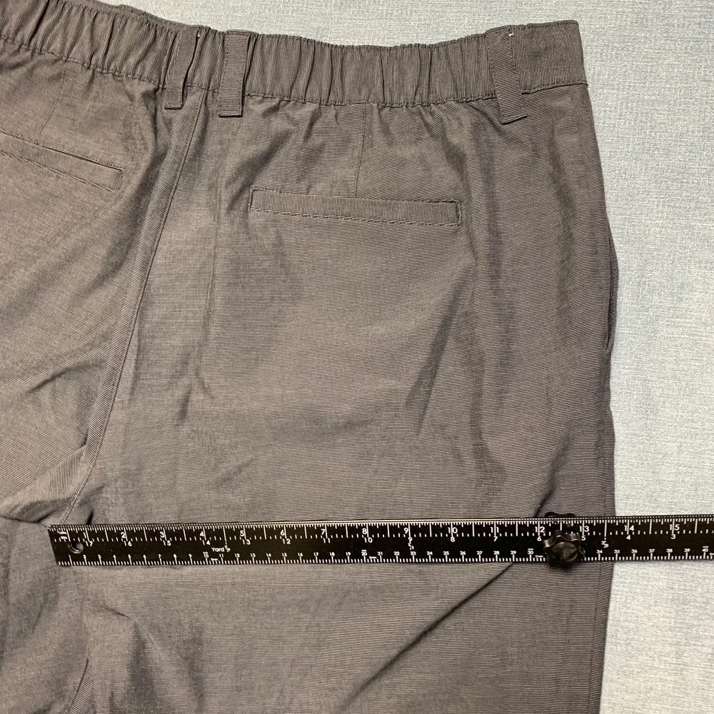 Banana Republic Chino Shorts Mens 36 Black Flat Front Slash Pockets Streetwear